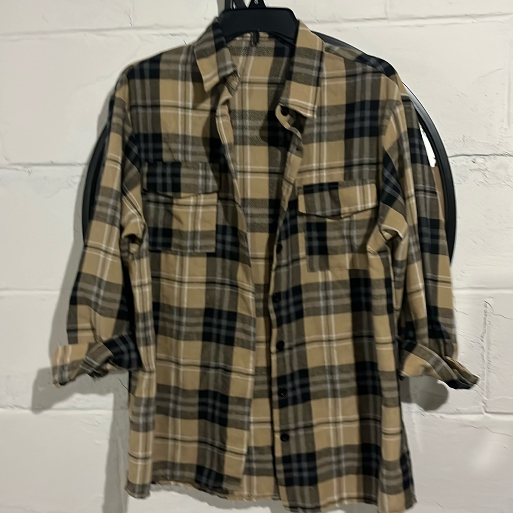Women’s Romwe plaid button up